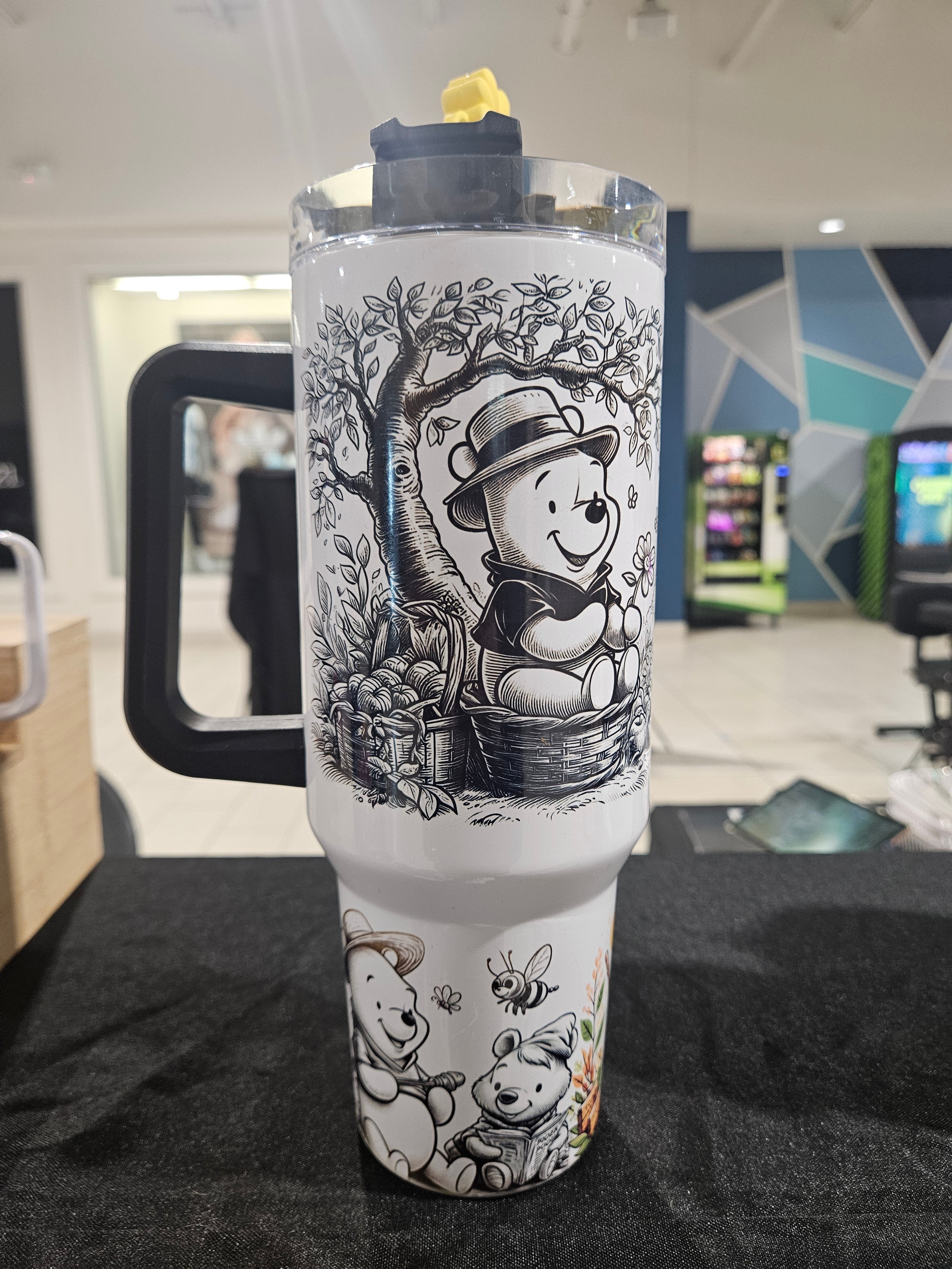 B&W Winnie the Pooh 40oz Stainless Steel